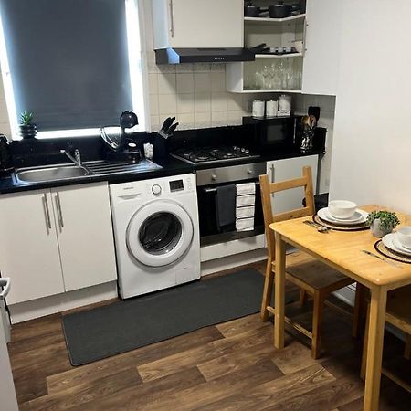 Dalston 1 Bedroom Flat London Eksteriør bilde